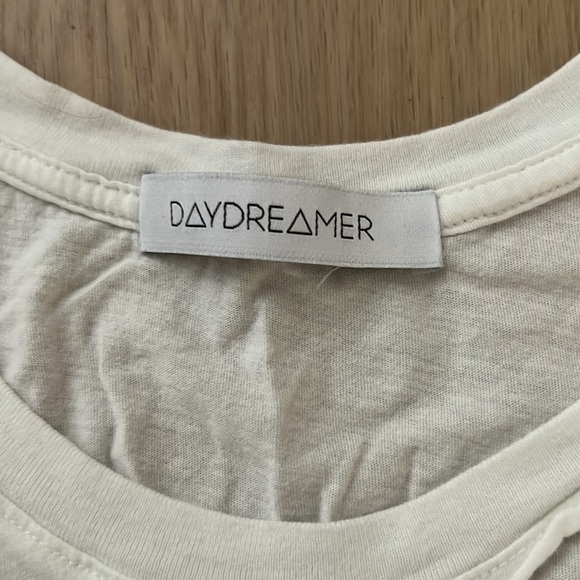 Daydreamer Queen Cut off Tee NWOT - Picture 2 of 4